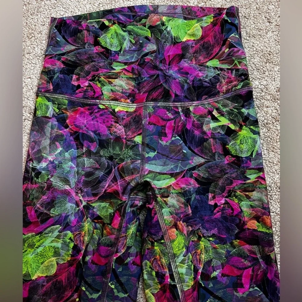 Lululemon Wunder Train High-Rise Tight 25" Vivid Floral Tone Multi Size 4 NWOT - Picture 5 of 7